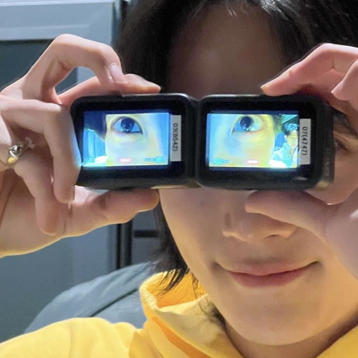 Hi NON OOMF/OOMF !

✧ looking for interactive #moots
- 🇵🇭
- he/him
- not new to #stantwt #kpoptwt
- all fandoms are welcome 

like and rt/reply to be mutuals ! 🛐