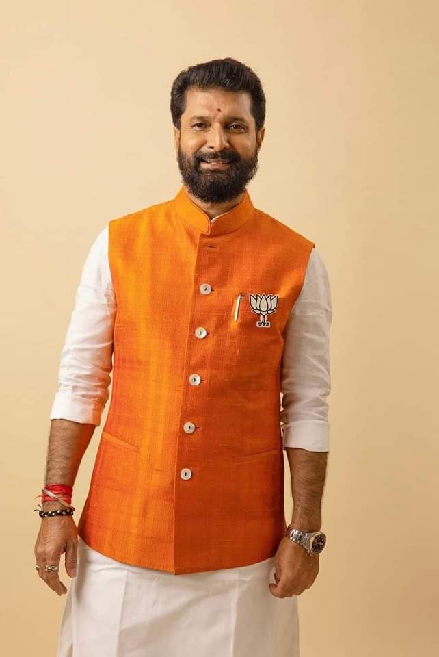 mepratap's tweet photo. ವಿಧಾನ ಪರಿಷತ್ ಸದಸ್ಯರಾದ ಸಿ.ಟಿ. ರವಿ ಅಣ್ಣರವರಿಗೆ ಜನ್ಮ ದಿನದ ಶುಭಾಶಯಗಳು. 
@CTRavi_BJP https://t.co/smndfTvgGR
