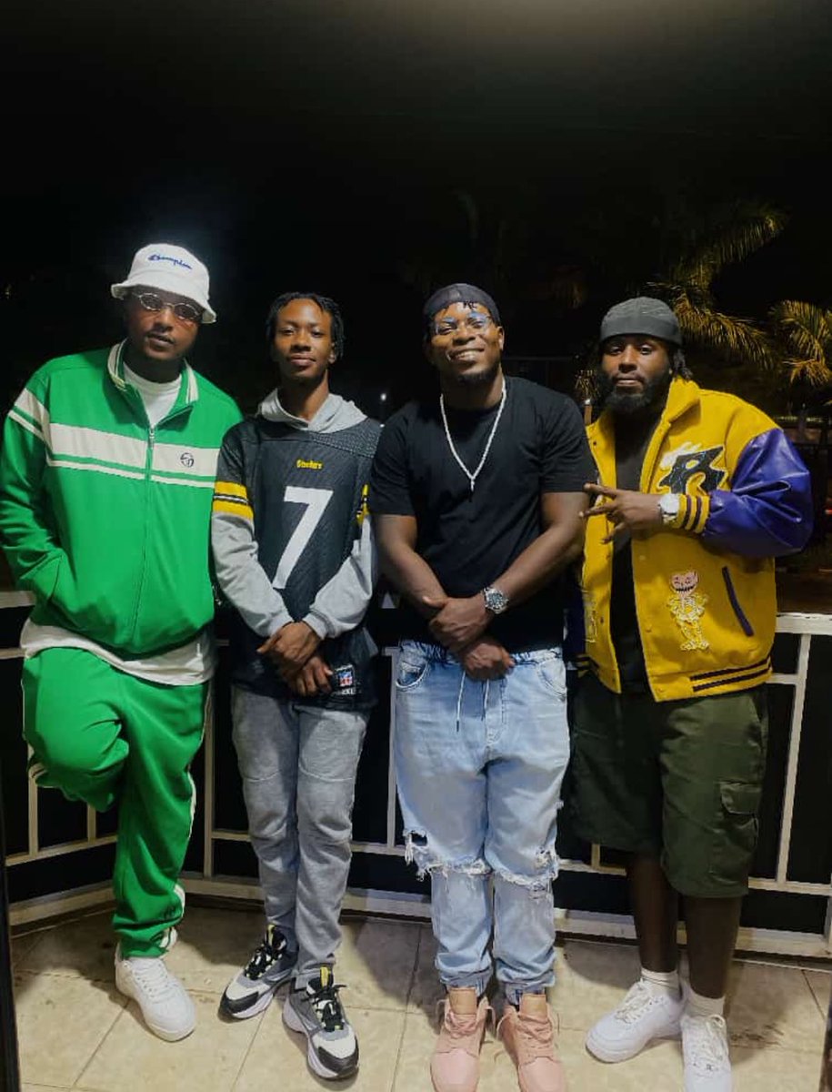 EmelyWoodrow's tweet image. What Song Is This ntabeshye

I can’t wait « #MillyBandana El Gringo Green P  🔥
#Pfla ☄️
#Kemozera 🔥
#papaCyangwe☄️
#Fireman🔥

PAPA CYANGWE 2nd Song from His 2nd Album is coming Out #Icyonzicyo Bull ntabuvandimwe agira iyo uhemukiye umuntu areba 

2024 HIPHOP IS BACK