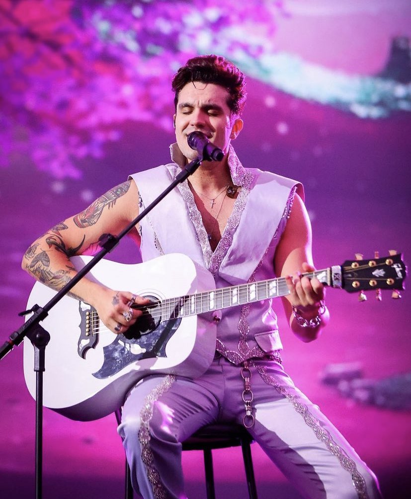 anjovesgo's tweet photo. Luan Santana é  ARTISTA. Ele não faz dvd, ele faz ESPETÁCULO!!!!! 

ARTISTA https://t.co/fm4lYJfBXA