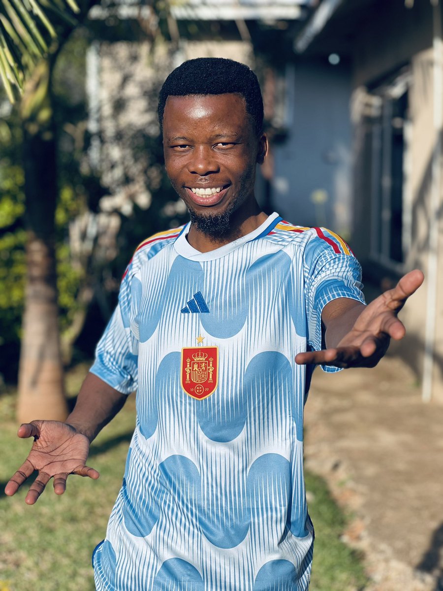 TheHR263's tweet photo. He makes banger jokes effortlessly..he rides among goats🐐 

Appreciation Tweet🤝🏾 https://t.co/mY5wocNTry