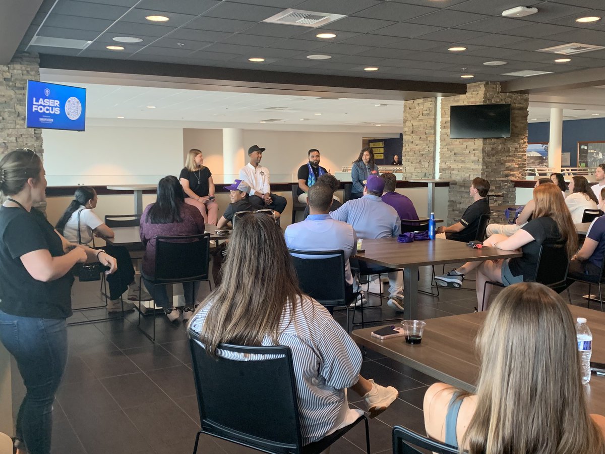 gbellseattle's tweet image. Another enriching @uw_ial day and night, this one at another Sounders win—after the current cohort learned tips from past grads @willgulley_ Sam Jabara and @LuisCarmona37 #PayItForward #FootStomp