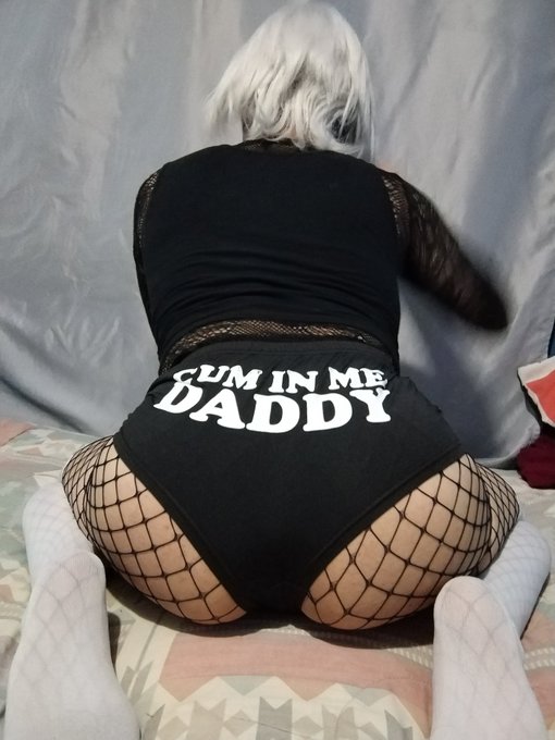 Perd&oacute;n por la demora pero la la toma no salia como quer&iacute;a y el mini video se tom&oacute; mal y mi pc dej&oacute; de<a href="/tag/femboy"class="tags"><span>#femboy</span></a>