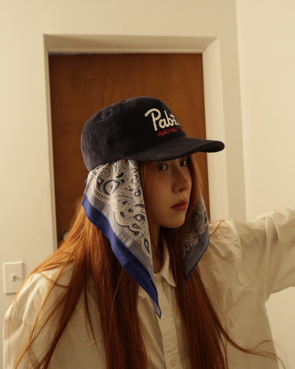tellusboutur's tweet photo. 반다나옐을당장국보로지정하라 https://t.co/5GsvKat0pT