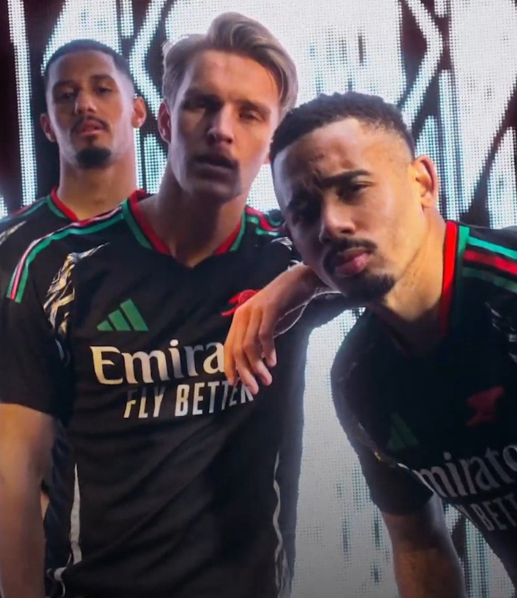 Gunnersc0m's tweet photo. Arsenal’s away kit for the 2024/25 season ⚫️ https://t.co/CZglTXFQfm