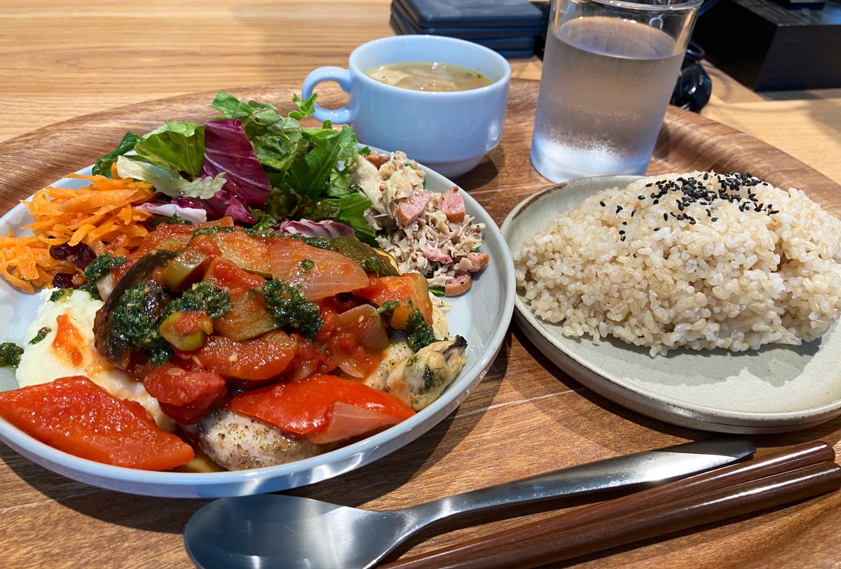 exorphia_pr's tweet photo. 今日は白身魚🐟🍅

午後も頑張ろう！

#企業公式夏のフォロー祭り
#企業公式相互フォロー
#企業公式つぶやき部
#がんばろう企業公式　
#InspiredLab #三菱地所 #SAP
#転職 #研究者  #募集中
#エクソソーム #exosome #創薬
#バイオベンチャー #スタートアップ https://t.co/Ojy1jmG4Dx