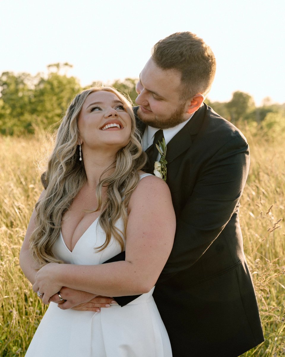 AmandaGMilner's tweet photo. Congratulations to my beautiful daughter, Mackenzie, and handsome son-in-law Jacob. Meet the Rullis ❤️🥂💍 6-7-24 https://t.co/T41ctX8plO