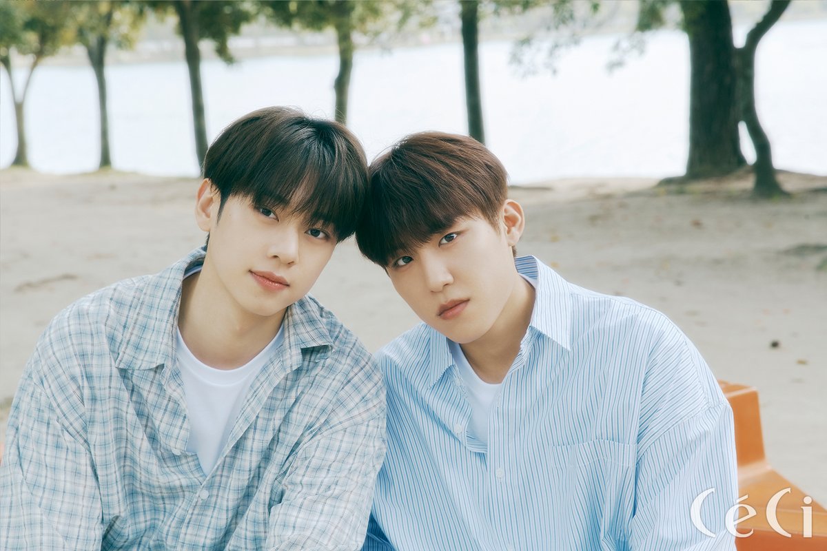 AB6IX's tweet photo. [📷]
함께라 더 빛나는 우리들의 청춘 'STAY YOUNG' 동현&amp;우진

@cecikorea

#AB6IX #에이비식스 #김동현 #박우진
#쎄씨 #CECI #CECIPHOTOBOOK #CECIKOREA https://t.co/eIUrYkNAwC