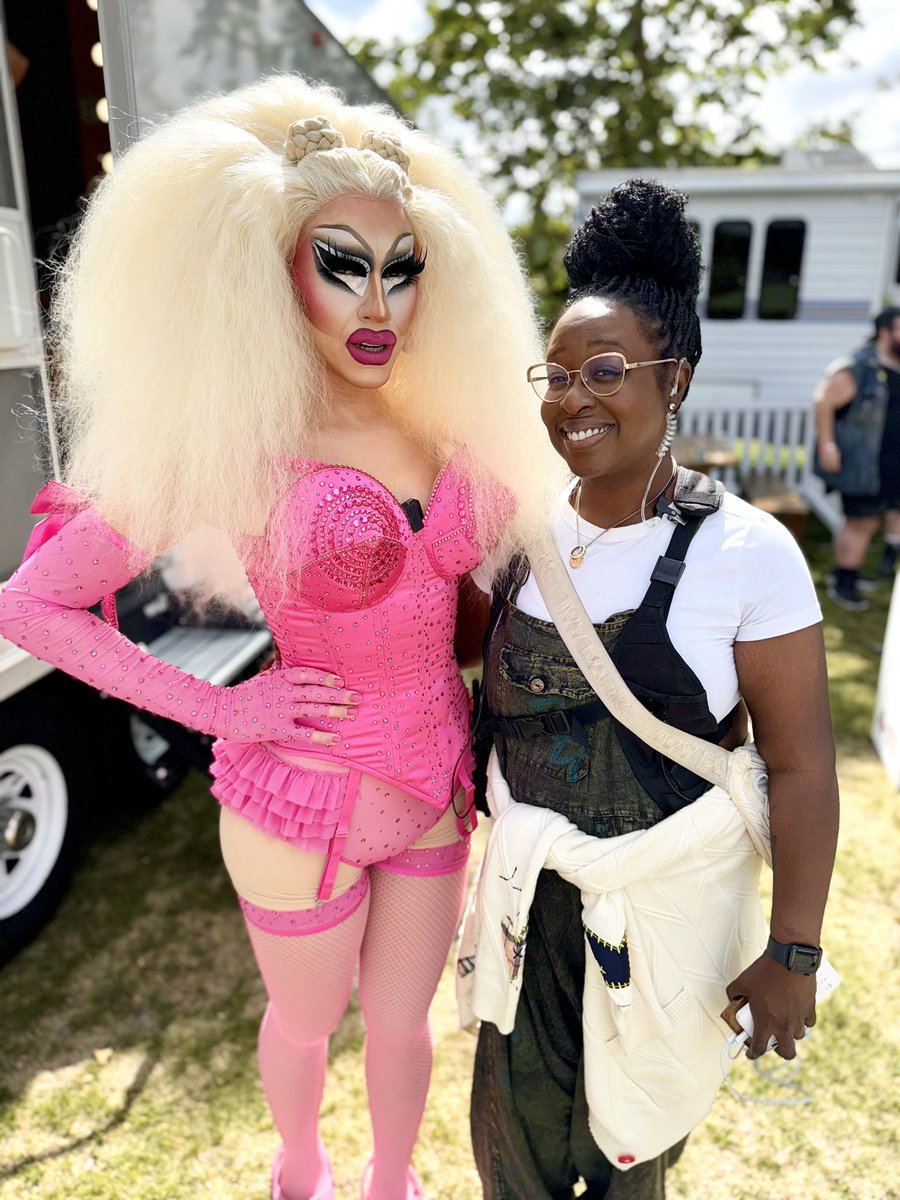 AshleySemone's tweet photo. So glad I got to speak with @trixiemattel right before her break. It was so good meeting Brandon and Nick! https://t.co/gPZWwkLLNf
