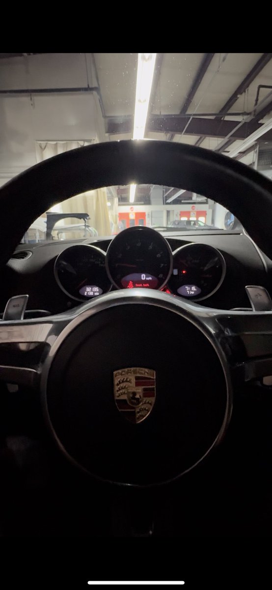 yupRezin's tweet photo. Big cayman r https://t.co/hJ3kkGVUzQ