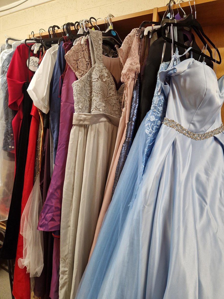 Lodge Park Academy (@lodgeparkacad) on Twitter photo We have already had so many donations to LPA Prom outfit collection, but we are looking for more. If anyone has any old suits or dresses they no longer wear.
To donate, please drop outfits off to main reception at LPA or email Lberry@lodgeparkacademy.co.uk to arrange. We have already had so many donations to LPA Prom outfit collection, but we are looking for more. If anyone has any old suits or dresses they no longer wear.
To donate, please drop outfits off to main reception at LPA or email Lberry@lodgeparkacademy.co.uk to arrange.