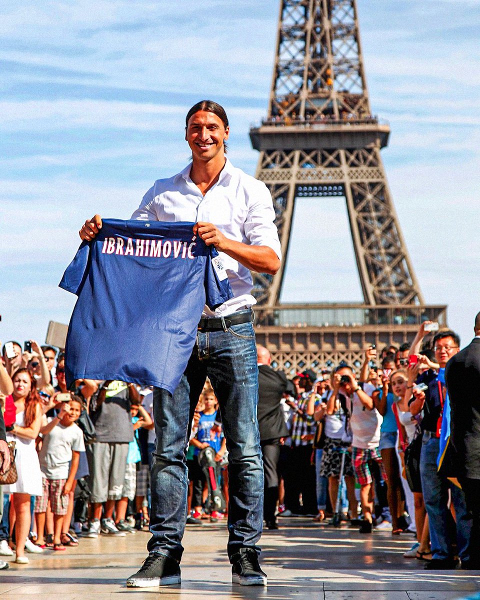 Ligue1_ENG's tweet photo. Forever iconic, Zlatan Ibrahimović 🇸🇪🌟 https://t.co/yRVDmtYw32