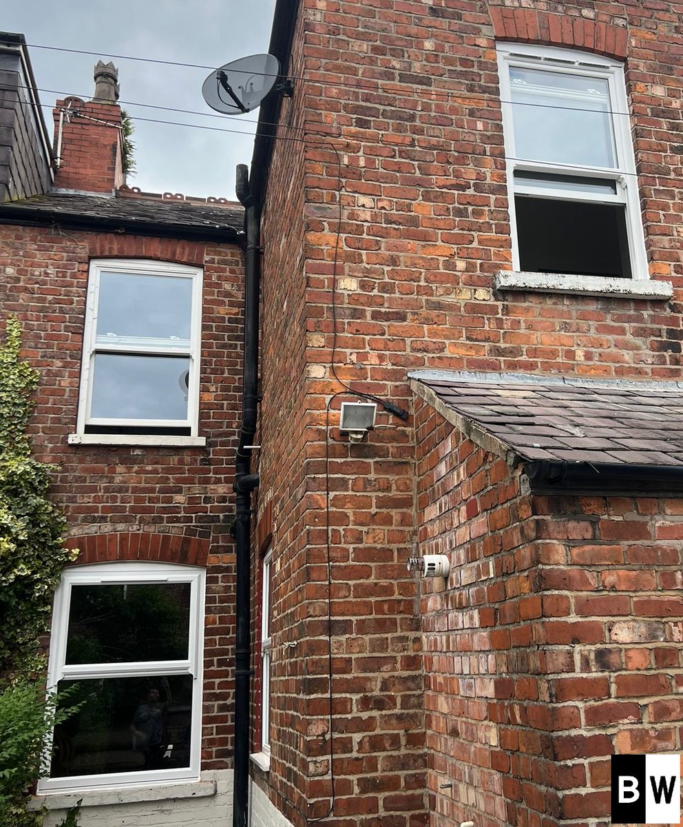 The Black and White Window Co tweet media