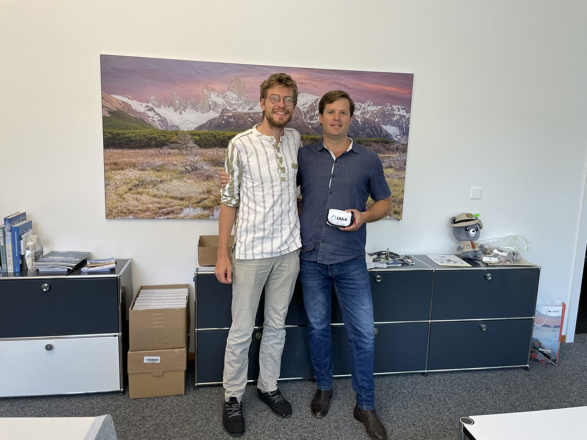 feriglete's tweet photo. Ayer estuvimos reunidos en Berna con el equipo de la Comisión de Protección de Montañas de la @uiaa_official.

Tenemos un gran equipo y desafíos interesantes para el futuro, pronto estaremos compartiendo novedades de los proyectos que estamos preparando. https://t.co/lAnjAlPEF1
