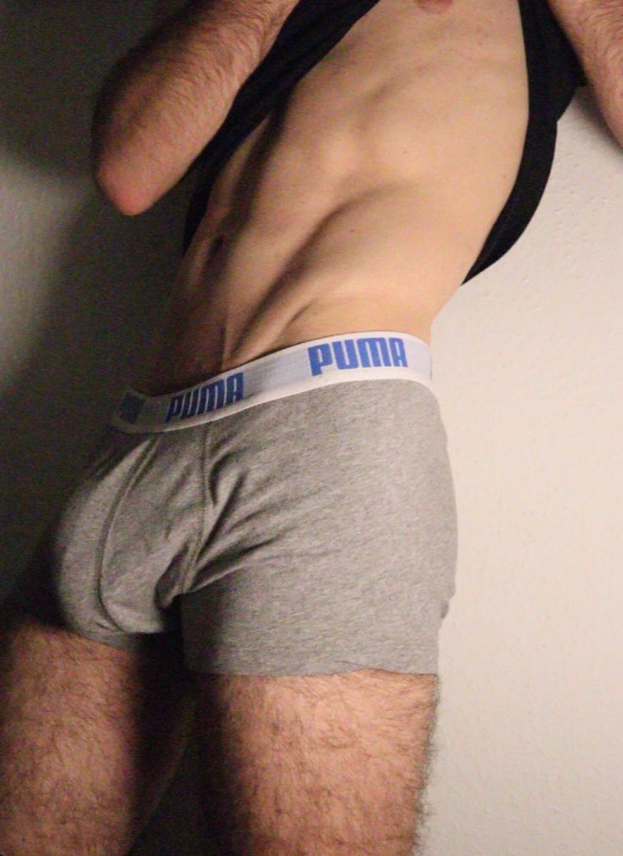 Dikunder's tweet photo. Tasty #bulge #bulto #bulgelover #abs #butt https://t.co/xksshRdCmE
