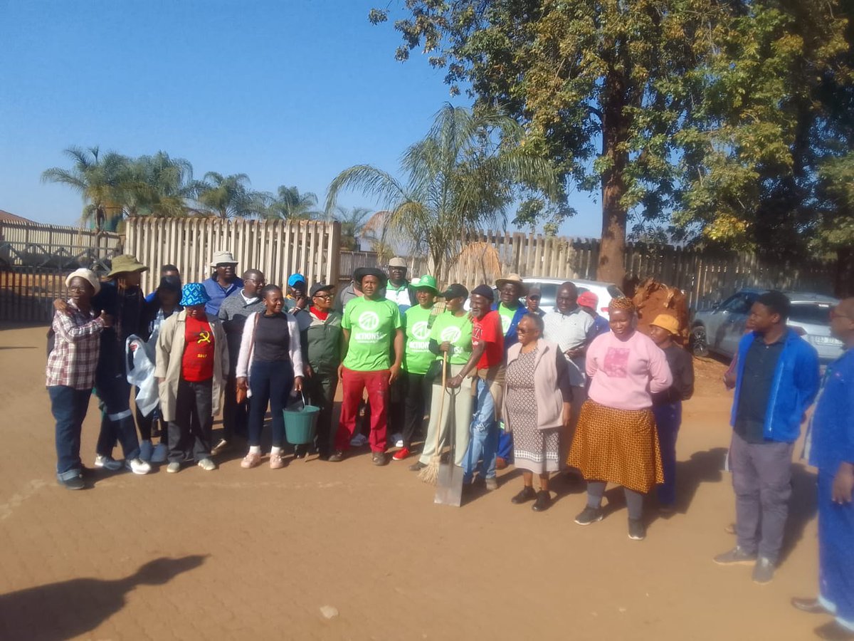 ActionSA_LP's tweet photo. As part of our remembrance of Nelson Mandela on the occasion of his life anniversary, ActionSA Limpopo Provincial Secretary, Head of Governance, Mopani Regional Secretary, Giyani Constituency Chairperson, and activists assist in cleaning Dr. CN Phatudi Hospital in Tzaneen. https://t.co/kqjdaa1kgP
