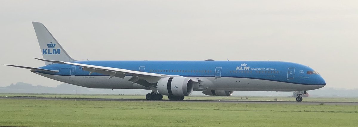 Leodeadviseur's tweet photo. Omdat #vliegenmoet naar mijn mening en we niet meer toe kunnen met #trekschuit #zeilschip en #postkoets moeten we #Schiphol zien als draaipunt voor de moderne tijd! En wordt het tijd voor verplichte verhuizing van #beroepsklagers en #linksextremisten. #Oostgroningen wacht op hen. https://t.co/CojqjlGysR