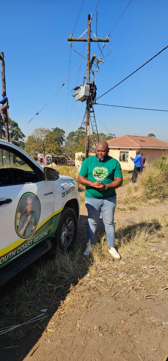 ZANewsFlash's tweet photo. PICS: The MK Party has bought a transformer for the community of ward 11 (Mpande VD) in Umzumbe in southern KwaZulu-Natal. 

The previous transformer burnt down, and no one came to the aid of the community which lived in darkness.

During last month's by-elections, the community overwhelmingly backed the party to win the ward from the ANC. @ScrollaAfrica