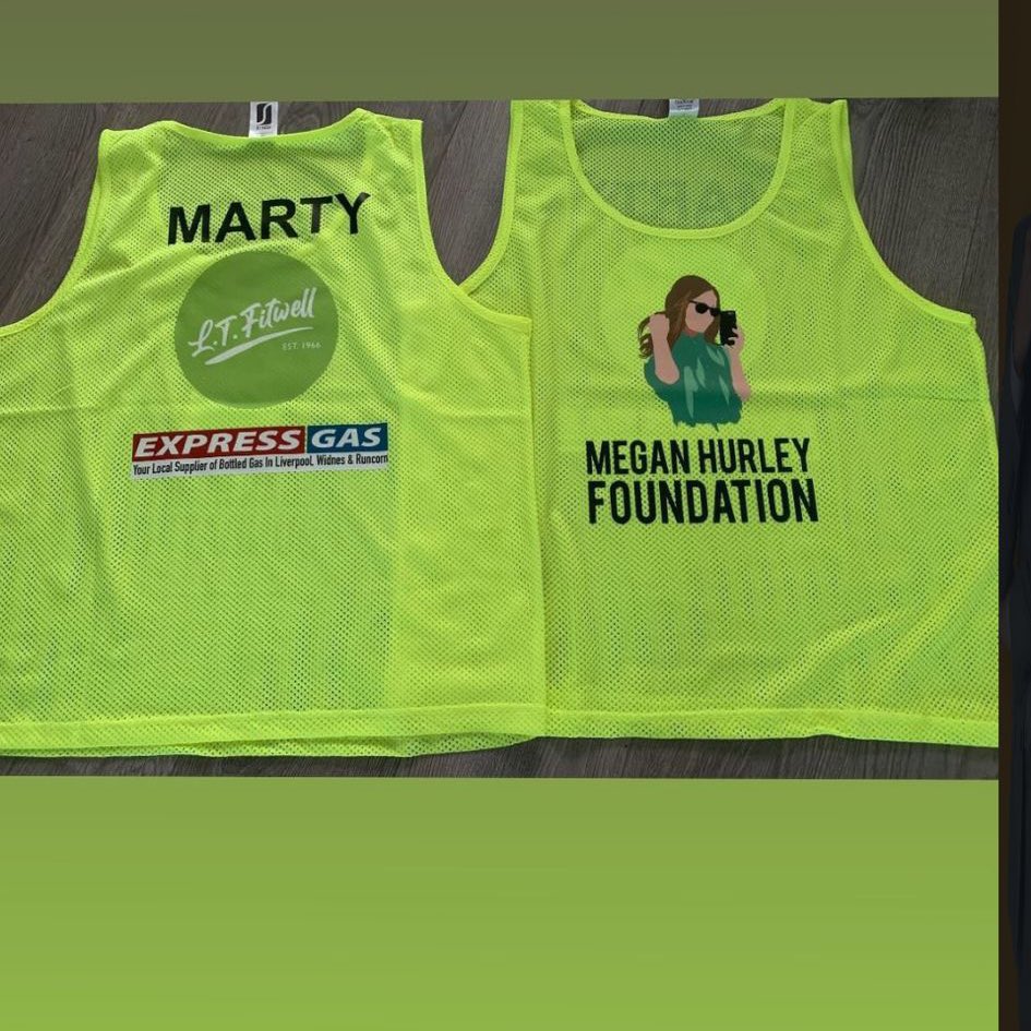 meganhurleyfnd's tweet photo. Excited to share that these gorgeous bibs have arrived for the ‘from Marty’ match, sponsored by Fitwell! Join us at Simpsons Ground this Saturday to support the Megan Hurley Foundation. #Fundraiser #MeganHurleyFoundation #Fitwell https://t.co/hduGifuxCl