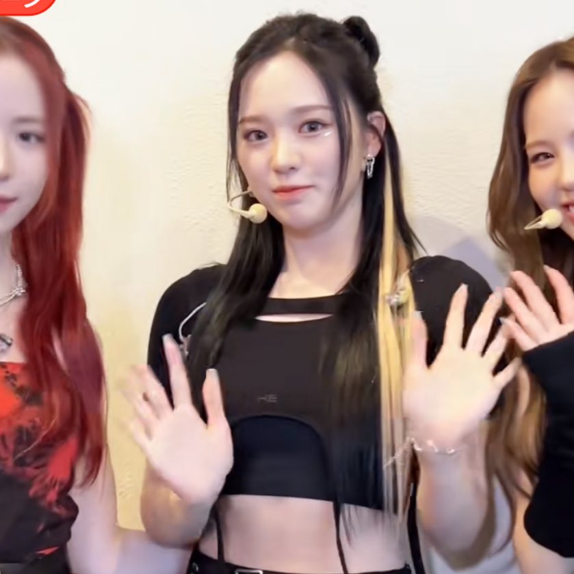 髪型かわいすぎー😭暗いのもいいけど明るい髪型もやっぱり好きや🥹🩵