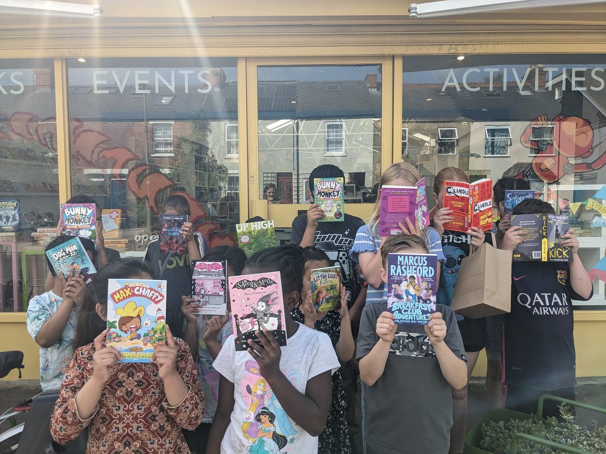 Reading Club had an amazing morning at Caper Bookshop on Magdalen Road choosing a book to keep! #childrenowningbooks