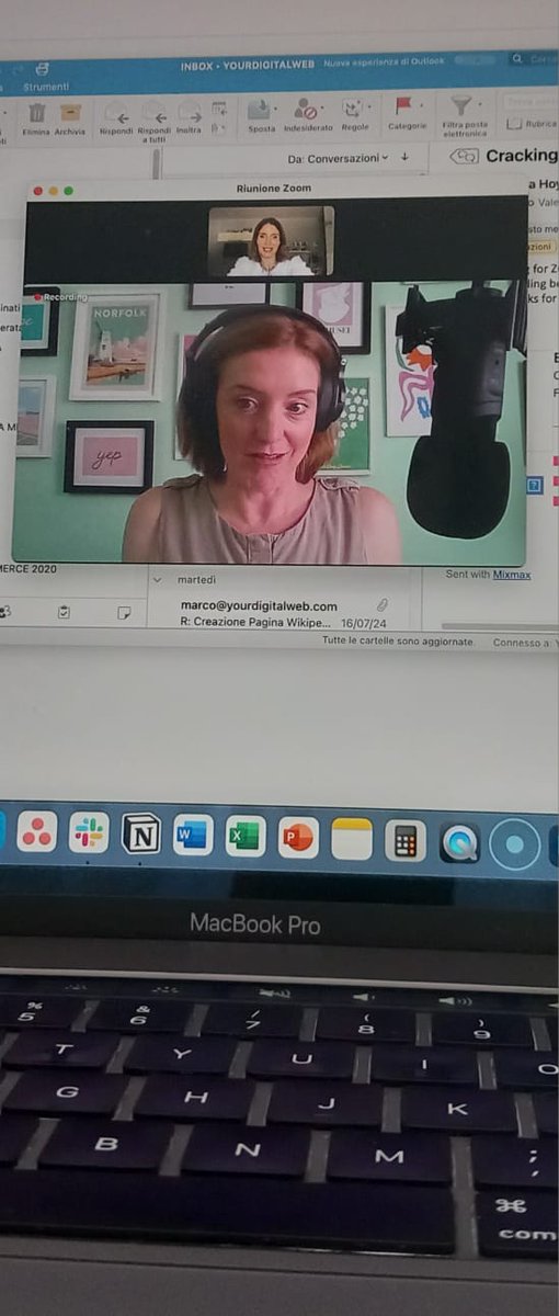 🔥🎙️Just finished my Content and Lead Generation PODCAST with Ella Hoyos
We talked about:
✅branding and SEO content
✅common errors people do when creating a content strategy
✅how to bring leads with content
✅social media linking
✅how to measure your content