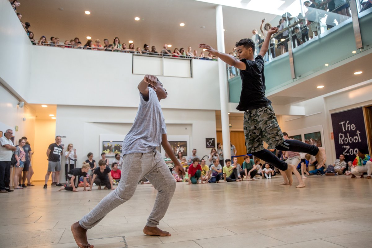 On the 4 Sep @TrinityLaban, we invite you to think about the radical potential of dance in museums, exploring how the two sectors can contribute to a process of de-centring traditional ways of understanding history. Secure your place today imaginationmuseum.co.uk/event/moving-i…