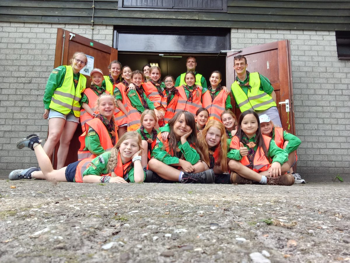sw3lbp's tweet image. De laatste dag van de zomerkampen van de welpen is aangebroken. De #Shantihorde gaat vandaag nog even op pad, op naar het vogelpark! 🐦 #scouting #sw3lbp #apeldoorn #zomerkamp #zoka #welpen #vogelpark