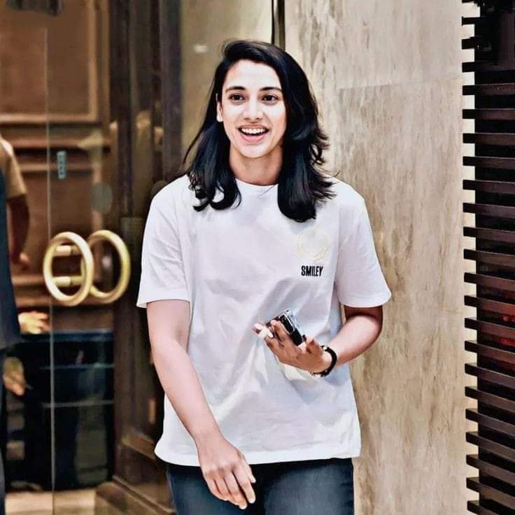 MadhyaAyoga's tweet photo. भारतीय महिला क्रिकेटर टीम की स्टार बल्लेबाज Smriti Mandhana को जन्मदिन पर हार्दिक बधाई शुभकामनाएं,, 
#smritimandhana
#birthdaycelebration 
#indiancricket https://t.co/ZB4rFDJyT0
