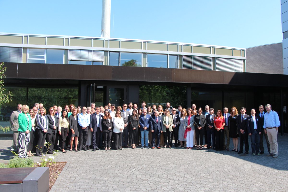 MPILheidelberg's tweet image. ¡Con las palabras finales de Nancy Hernández (Presidenta de la @CorteIDH) y #MPIL's Armin von Bogdandy, concluye nuestro XI seminario sobre el Impacto del Sistema Interamericano de #DerechosHumanos! Agradecemos a todos por su participación y compromiso. #ICCAL