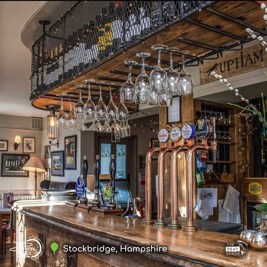 TheTouristTrail's tweet photo. 🍽️✨ Discover the #PeatSpadeInn near #Stockbridge, Andover! Enjoy all-day dining, drinks with friends, or hire our restaurant for private events. Stay in our chic country-style rooms for comfort &amp; tranquillity.

📍https://t.co/gxWeIxhMW0 
#CountryPub #BritishDining #BoutiqueHotel https://t.co/AxH0XW6MnK