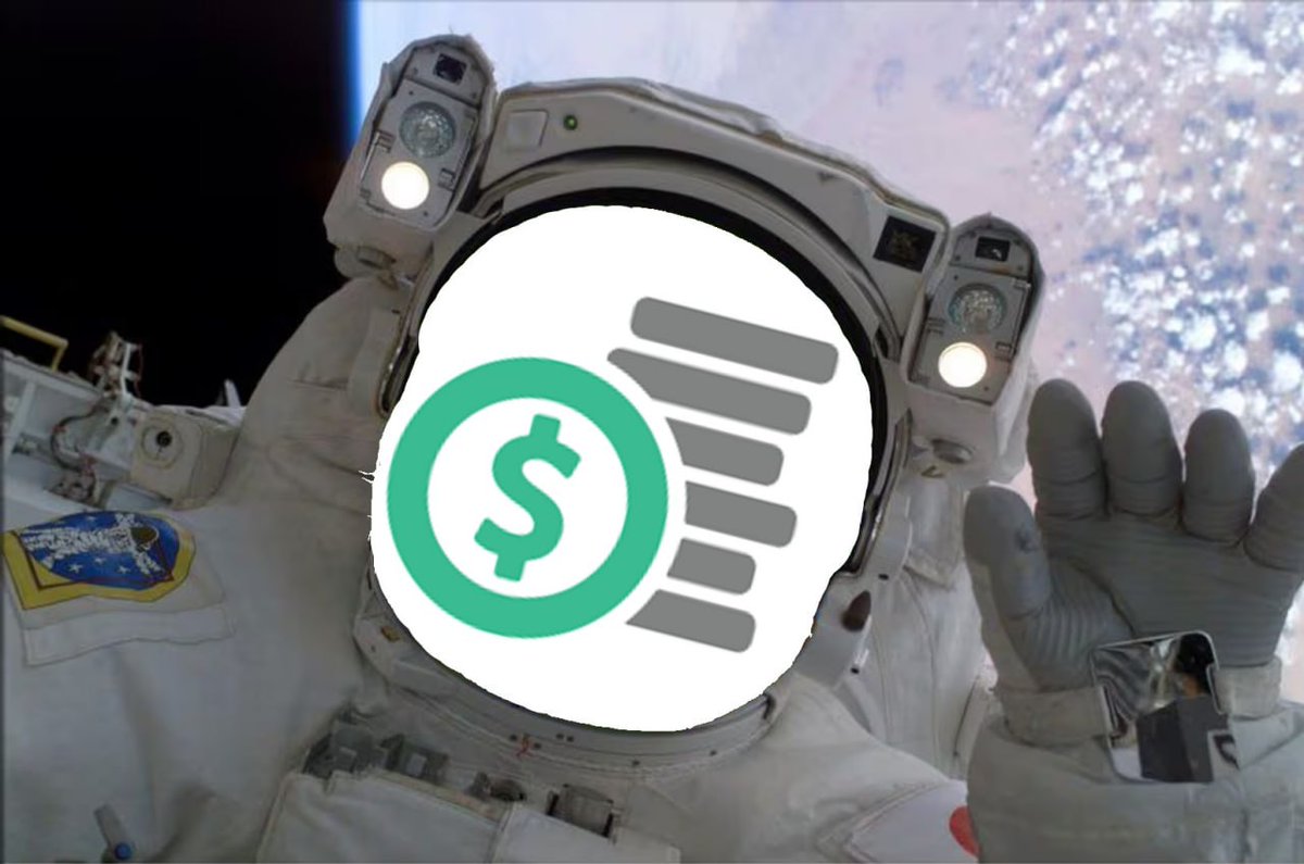 PhiliaGrowth's tweet photo. A greeting from philia before landing on the moon🚀!
Last week: +50%🤯📈.
What are you waiting for🧐? 
Invest in philia and hold for the long term📊💰, don't miss the continuous price take-off, I'm warning you🤷🏻‍♂️ 

-Philia website:
https://t.co/2gMi4DKpoO
https://t.co/X1jfHV6a3y https://t.co/rkYHi9FnPa