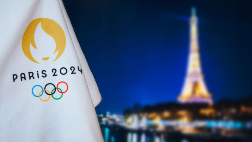 froliclive's tweet photo. The countdown to the Paris Olympics 2024 is on! Check out the blog for a sneak peek at the 20 biggest stars in athletics 🌟🏃‍♀️  #Paris2024 #Olympics2024 #sports
https://t.co/jVRmzX46E2 https://t.co/pX7O0OC435