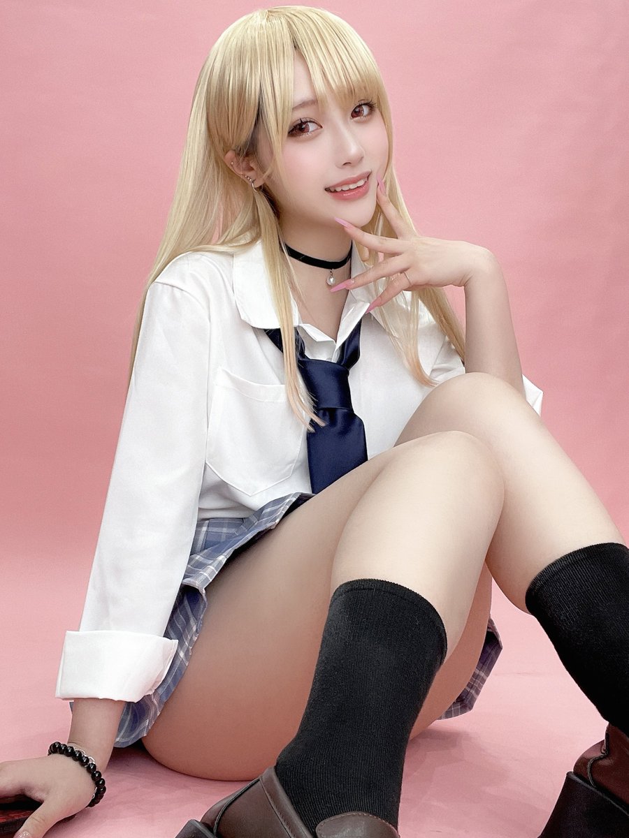 喜多川海夢🩷 #cosplay https://t.co/xfUhZsnSuX