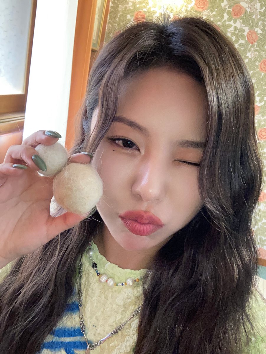 Warner Music Korea (@warner_music_kr) on Twitter photo ๋์ ๊ฐ์ฅ ์์คํ ๋ฌผ๊ฑด์ด ๋ด ๋
ธ๋๋ฅผ ๋ฃ๋๋ค๋ฉดโฆ๐ค
โ
ํ์ธ (Whee In)์ Song For It ์์์
์ง๊ธ ๋ฐ๋ก ์๋๋ฎค์ง์ฝ๋ฆฌ์ ์ ํ๋ธ์์ ๊ฐ์ํด ๋ณด์ธ์!
โ
๐ youtu.be/1VoiDnLFgcE
โ
#warnermusic #warnerkpop
#WMKoriginals #SongForIt #์กํฌ์
#ํ์ธ #WheeIn <a href="/THEL1VE_LABEL/">THEL1VE_OFFICIAL</a> ๋์ ๊ฐ์ฅ ์์คํ ๋ฌผ๊ฑด์ด ๋ด ๋
ธ๋๋ฅผ ๋ฃ๋๋ค๋ฉดโฆ๐ค
โ
ํ์ธ (Whee In)์ Song For It ์์์
์ง๊ธ ๋ฐ๋ก ์๋๋ฎค์ง์ฝ๋ฆฌ์ ์ ํ๋ธ์์ ๊ฐ์ํด ๋ณด์ธ์!
โ
๐ youtu.be/1VoiDnLFgcE
โ
#warnermusic #warnerkpop
#WMKoriginals #SongForIt #์กํฌ์
#ํ์ธ #WheeIn <a href="/THEL1VE_LABEL/">THEL1VE_OFFICIAL</a>