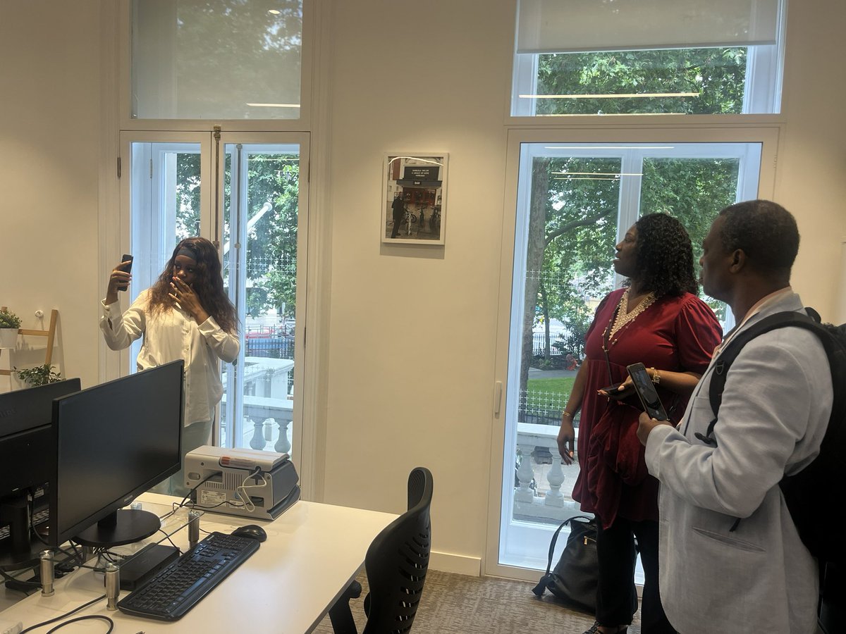 DTTlondon's tweet image. So thankful for all the love and passionate support @UKYouth We are so proud of the work @HopeCollective2 has carried out and your role in the development. Now as we look towards the 25th anniversary of the tragedy next year the Taylor Room at UKY HQ warms our hearts 💕 #TeamHope