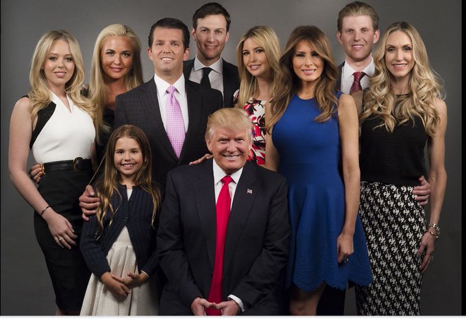 KleinLangs's tweet photo. The Trump Family! https://t.co/LQnUUmcjBN
