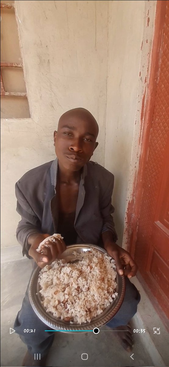 Toka niachane na x wangu naona mambo sio mabaya nakula nanyoa nilikuwa kituko wakati niko naye