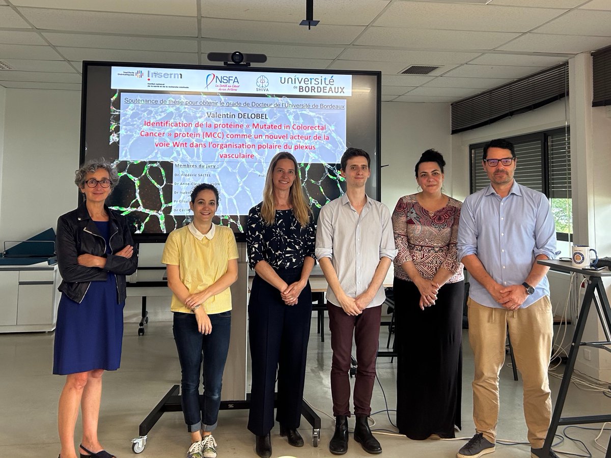 Congratulation to Valentin Delobel for brilliantly defending his thesis last week ! 🧑‍🎓We wish you the very best on your next adventure in the US !
