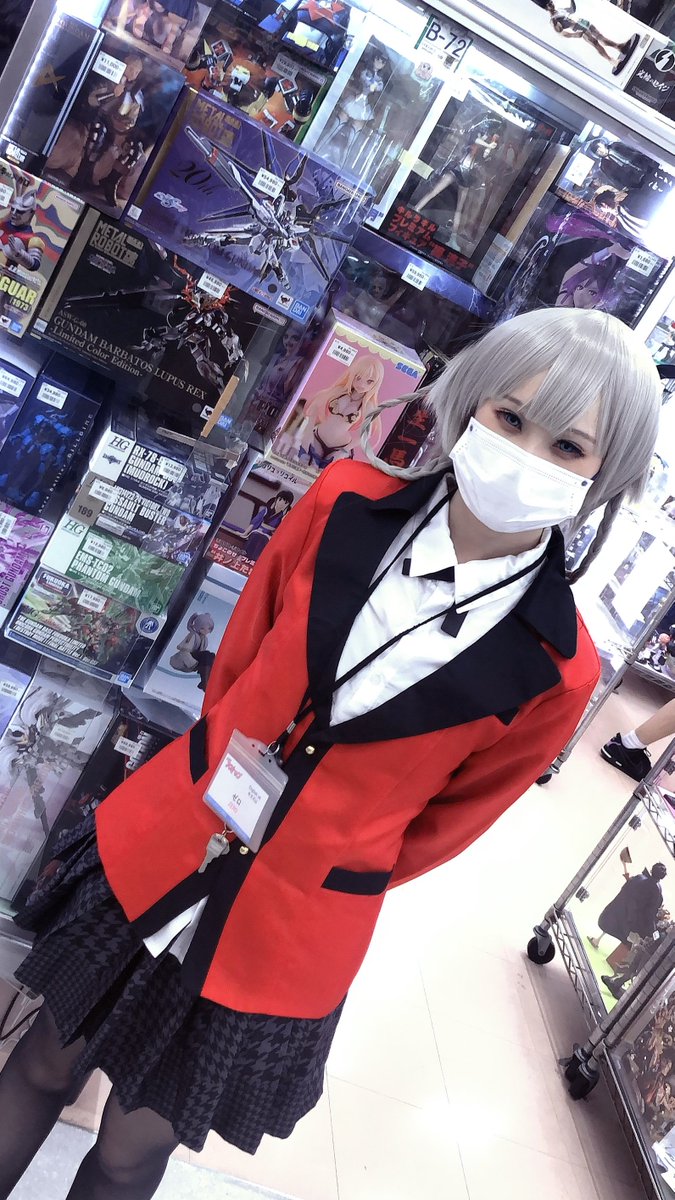 そくほー！
今日は桃喰綺羅莉で接客してます！！
ご来店お待ちしております！

#アストップ　#レンタルショーケース　#秋葉原 #cosplay #cosplayers