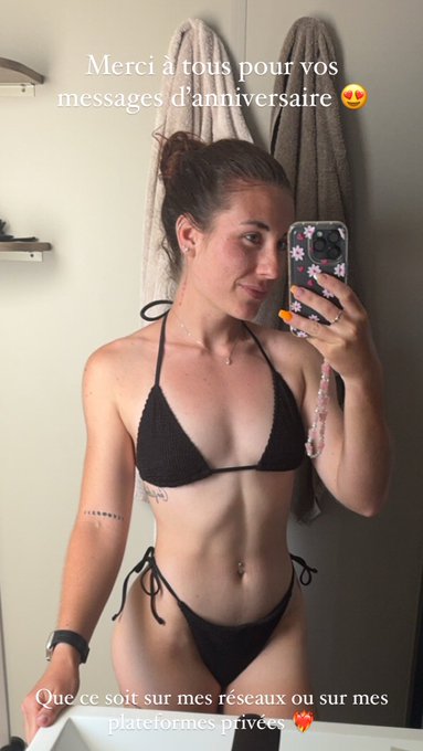 Merci &agrave; tous pour vos nombreux messages 😍 https://t.co/COgbA0sJMO