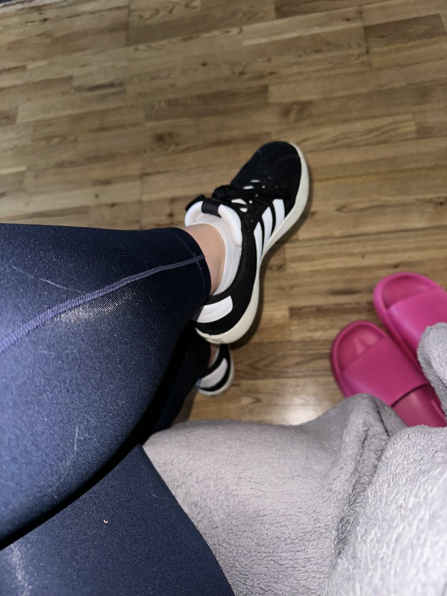 Morning losers 

Findom Irishfindom paypig