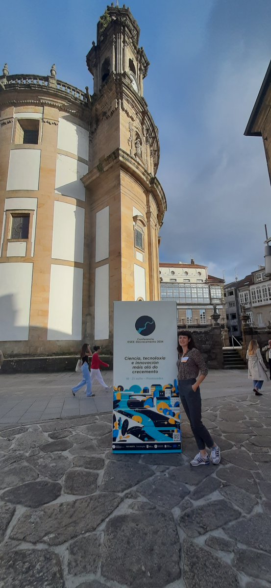 🌍🌱 Digital for Planet participated in the 10th Degrowth Conference &amp; 15th ESEE Conference in Pontevedra. Anna Aseeva shared insights on the synergies between law, tech, and degrowth, highlighting digital sufficiency. 

👉 digital4planet.org/fostering-sust…

#Sustainability #TechforGood
