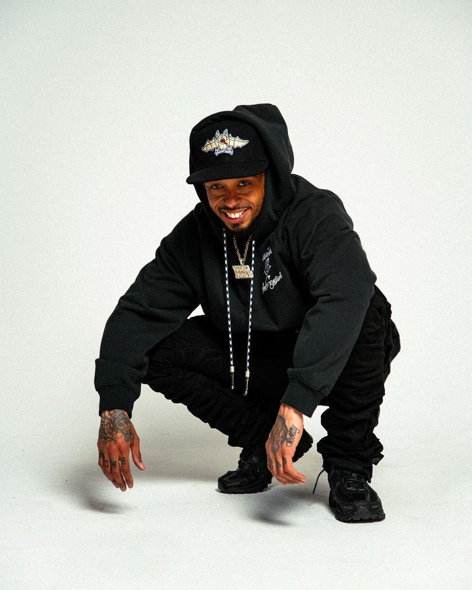 Check out Cory Gunz and Jae’won's new video for 'Rick Owens x Nike Tech' shot by Why N.O.T. Productions! 🎥 Premiered on BET Jams and featured on Loosie Pack 3. 

#CoryGunz #NewMusic