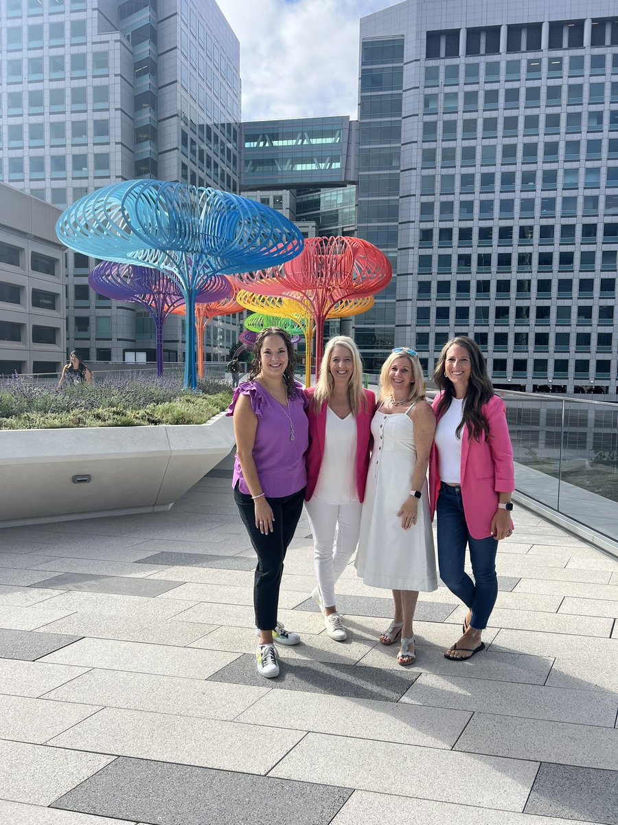 ZajacSLP's tweet photo. #AdobeEduCreative #ACESummit Day 2 photo opps & shenanigans! A wonderful day of creative energy elevating access, equity & inclusion. 💖🦄✍🏼🎨🪩📸 https://t.co/CPxreQKoGB