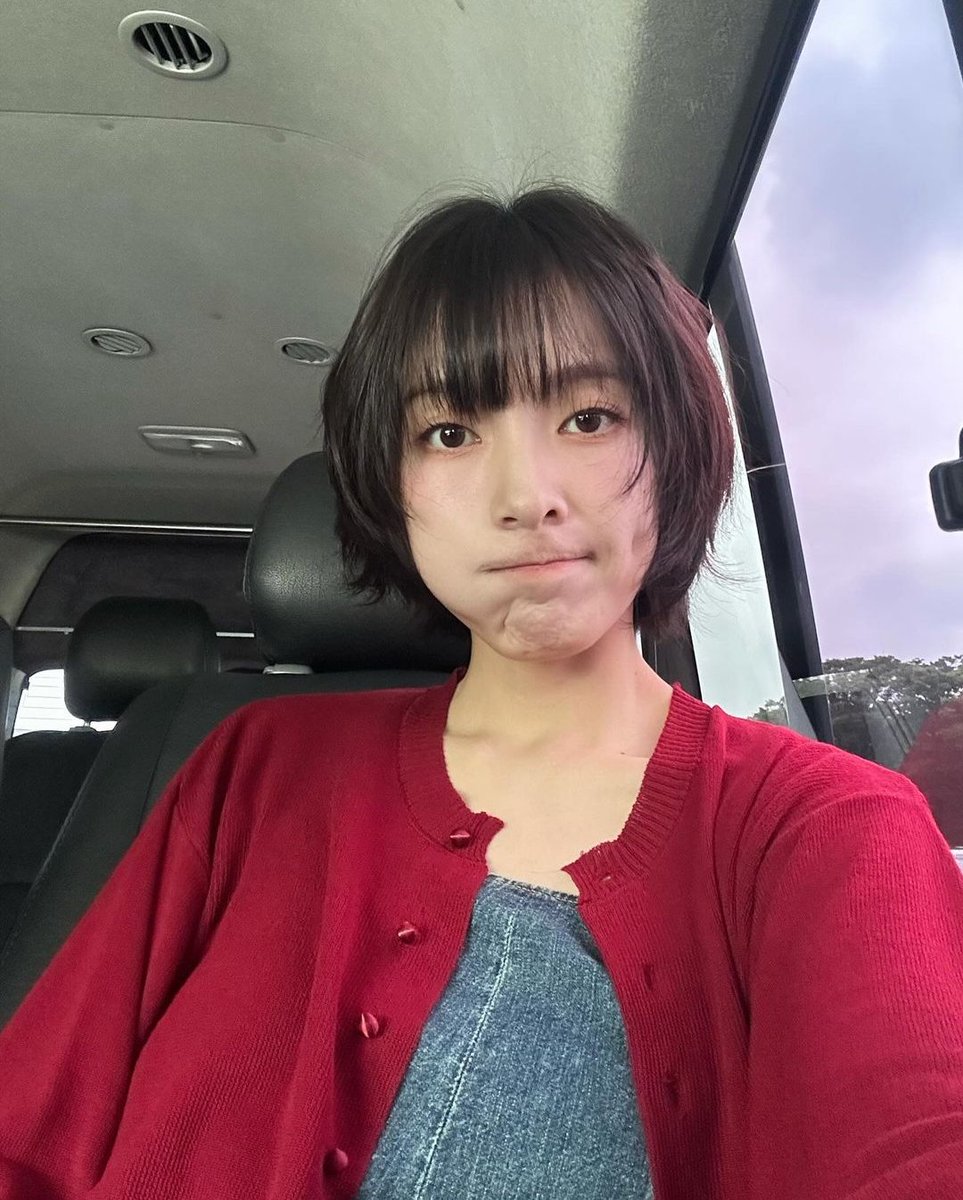 kamiliatamarin's tweet image. 知英×JY💕
(^o^)/
2―1

#知英 #JY #jiyoung #kangjiyoung 
#ジヨン #カンジヨン #姜知英 #강지영  #KARA #카라