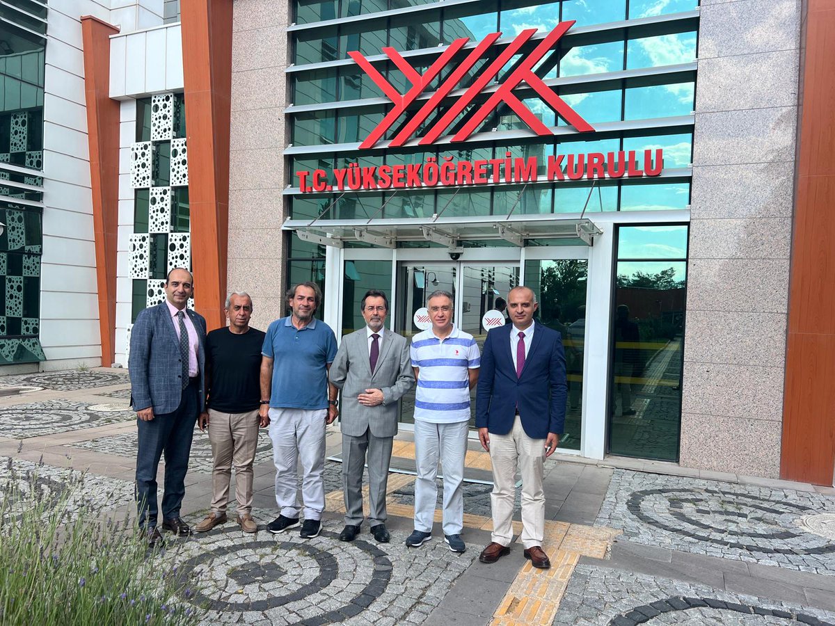 VEDEK9's tweet photo. VEDEK YK Başkanı Prof. Dr. Halil Güneş, Başkan Yardımcısı Prof. Dr. Hasan Eren, Genel Sekreter Prof. Dr. Abdurrahman Aksoy ve serbest üye Prof. Dr. Hüseyin Yıldız, ve Vedek Üyesi Prof. Dr. Çağdaş Oto YÖKAK Başkanı Prof. Dr. Ümit Kocabıçak ile tanışma ziyareti gerçekleştirdi. https://t.co/ugDrtikZeI