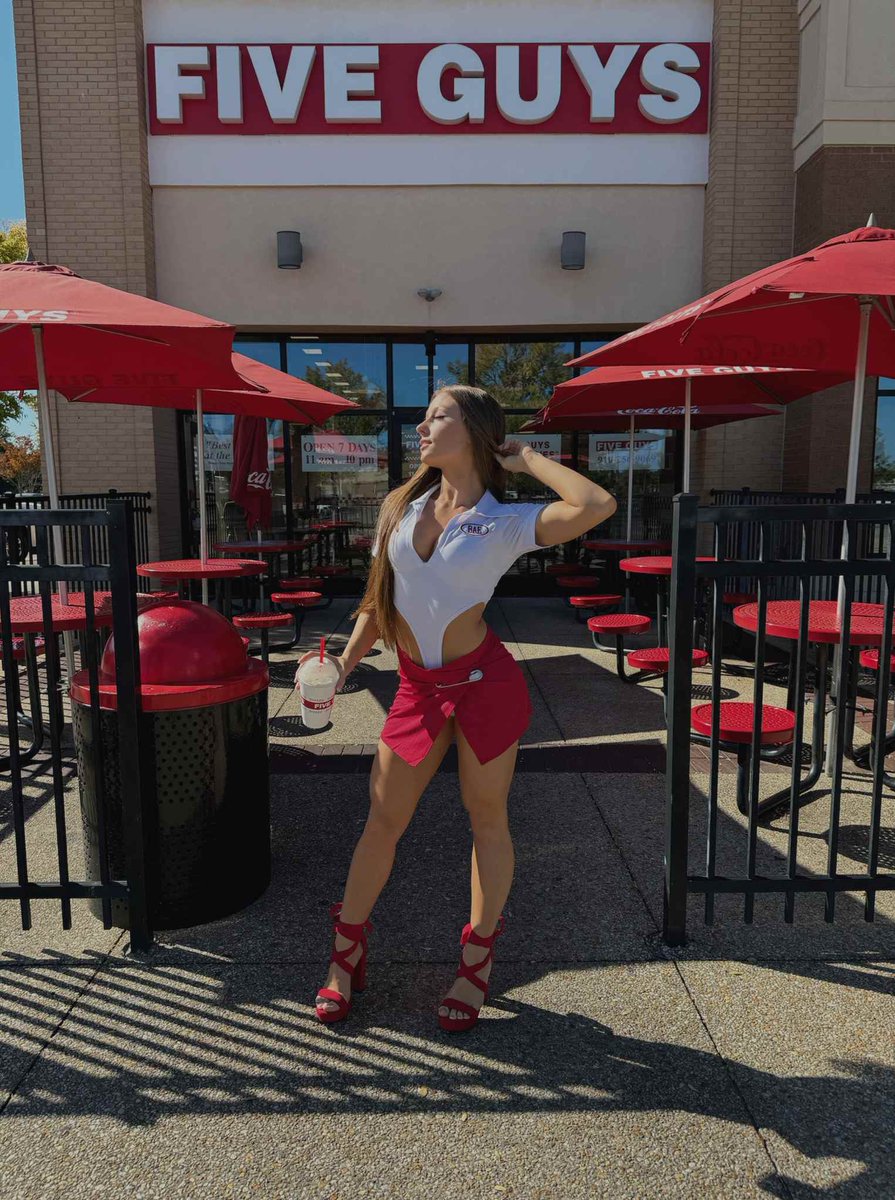 angel_lover99's tweet image. Have an amazing day!