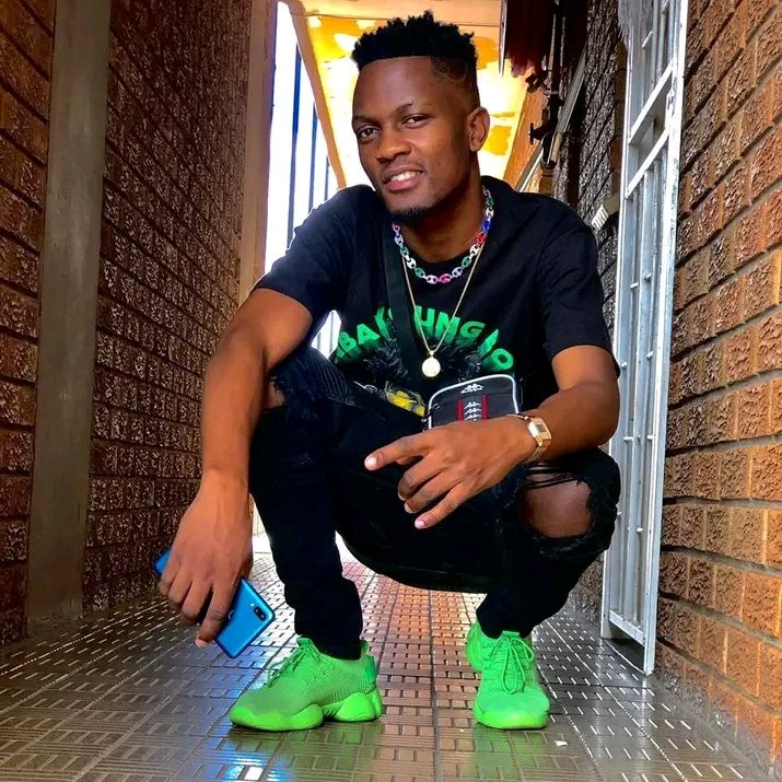MTHUNZI OMUHLE tweet media
