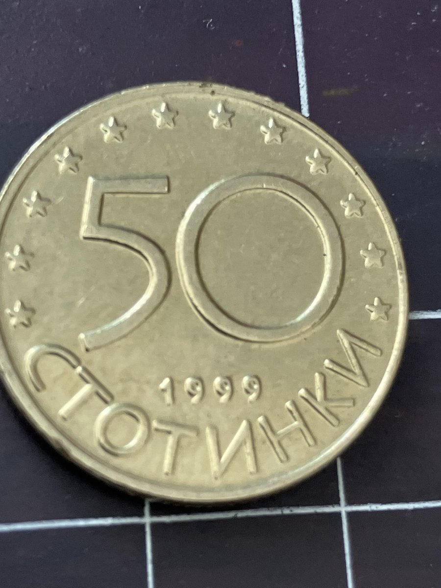 Street_Treasure's tweet photo. A great week of street treasuring.
A piece of football, a mobile phone keypad, a wheel nut cap, a wheel weight, a 1990 5p &amp; star of the show…. A 1999 Bulgarian 50 storinki coin #football #cellphone #wheels #coins #bulgaria https://t.co/DLIaU3plHc